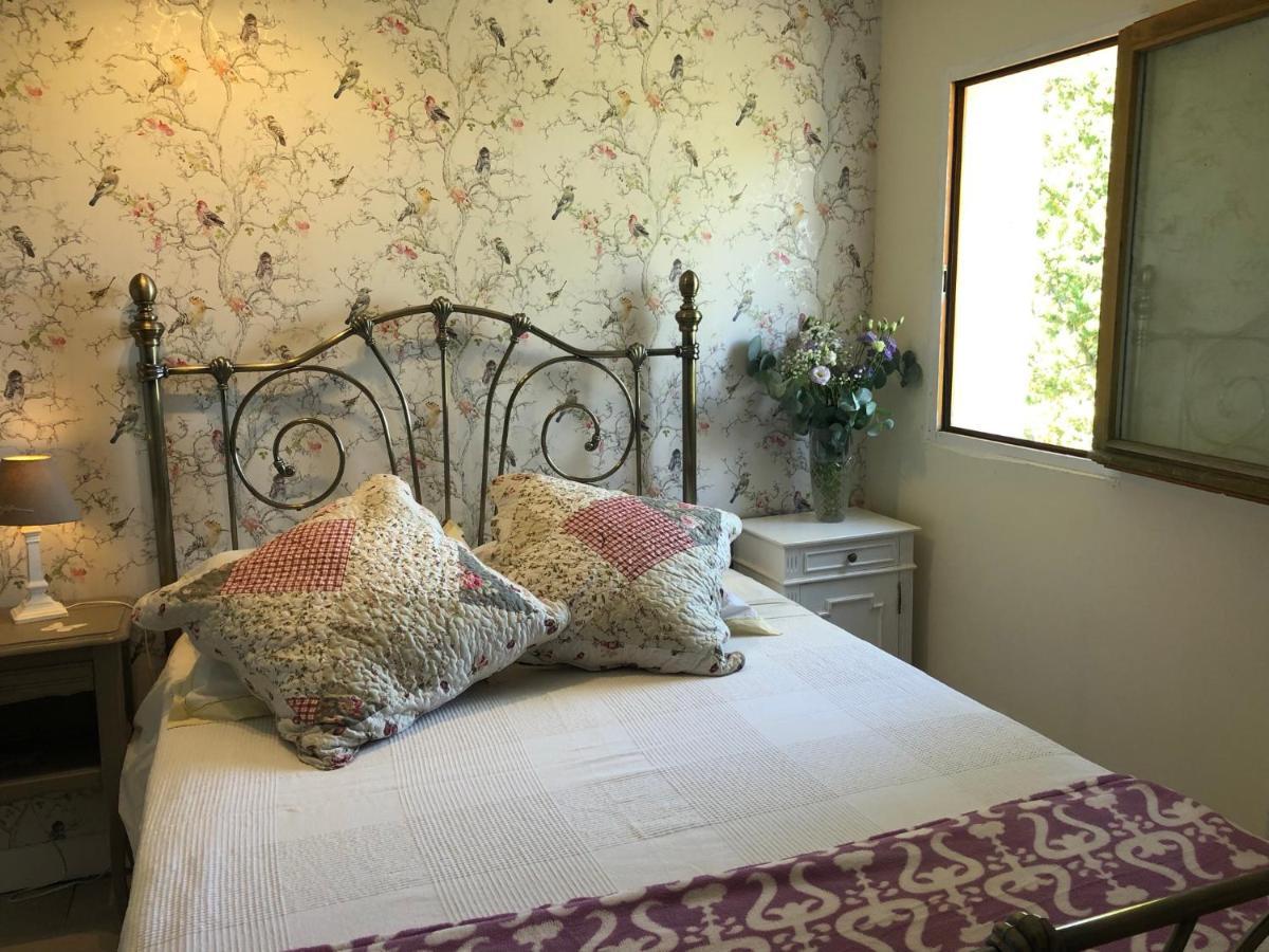 Crazy Foxy Retreats Bed & Breakfast Fox-Amphoux Bagian luar foto